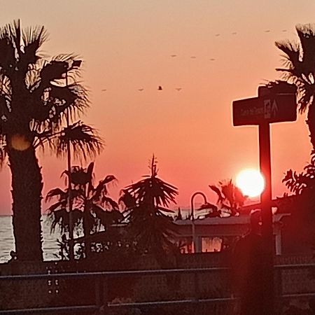 Playa Beach Malaga 3Habts Dobles, Cocina Familiar, Apartamento Completo La Cala Del Moral Ngoại thất bức ảnh
