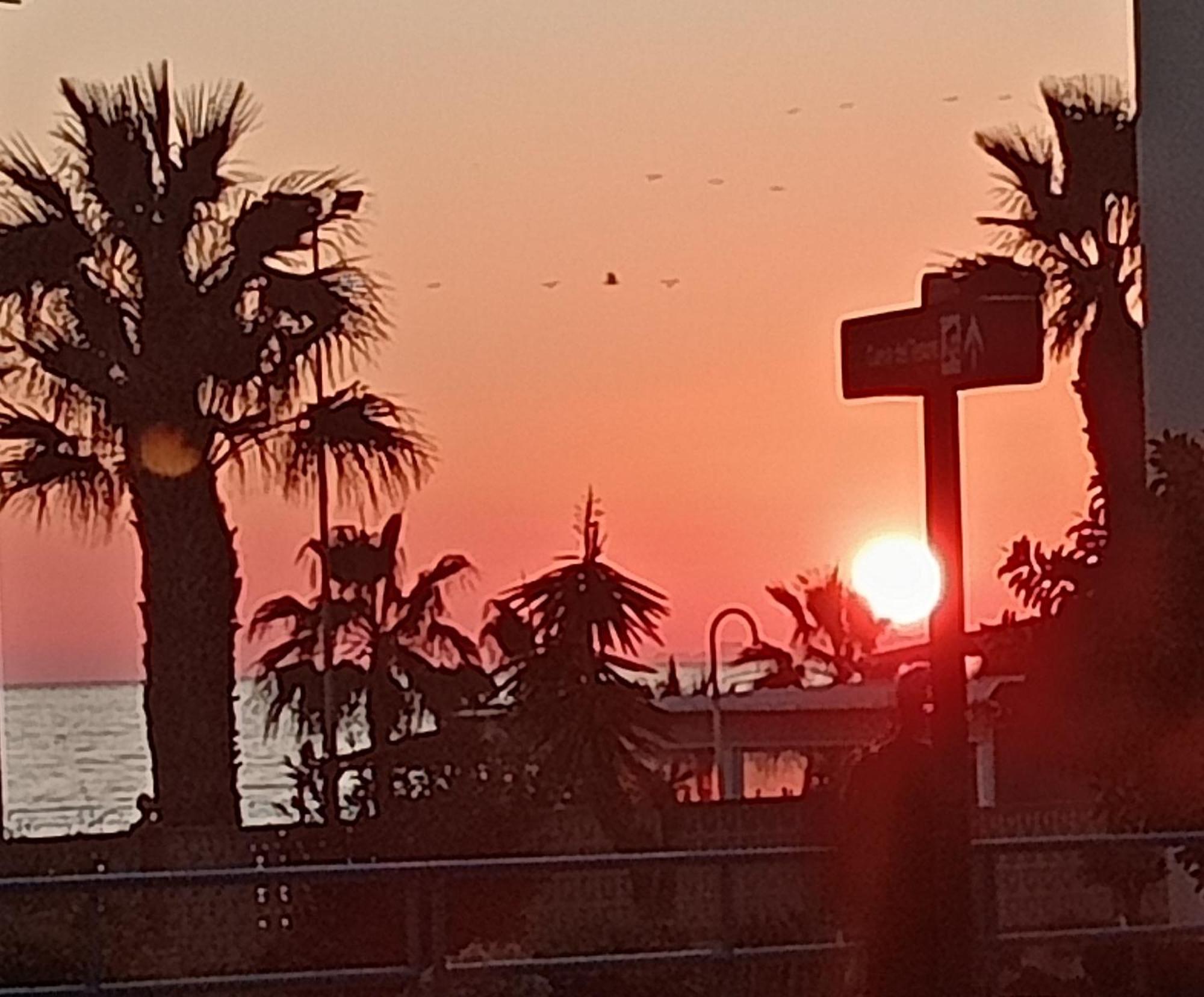 Playa Beach Malaga 3Habts Dobles, Cocina Familiar, Apartamento Completo La Cala Del Moral Ngoại thất bức ảnh